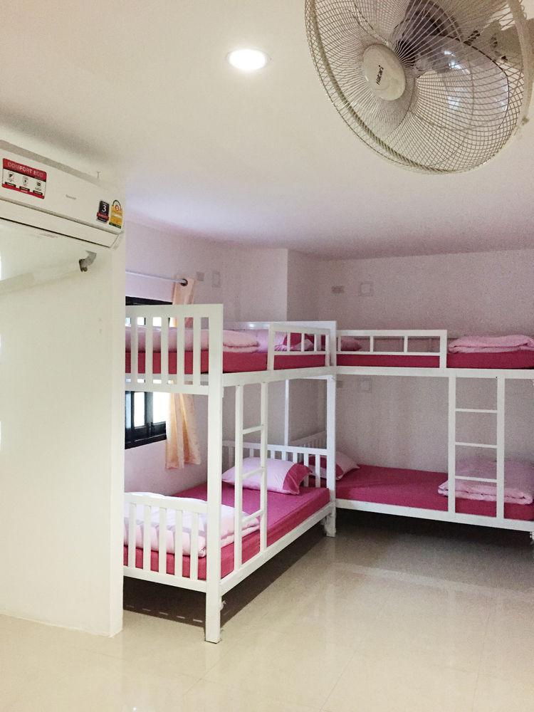 1Sabai Hostel Bangkok Buitenkant foto