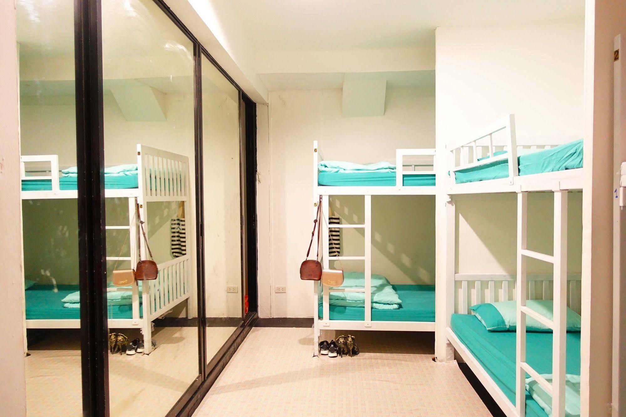 1Sabai Hostel Bangkok Buitenkant foto