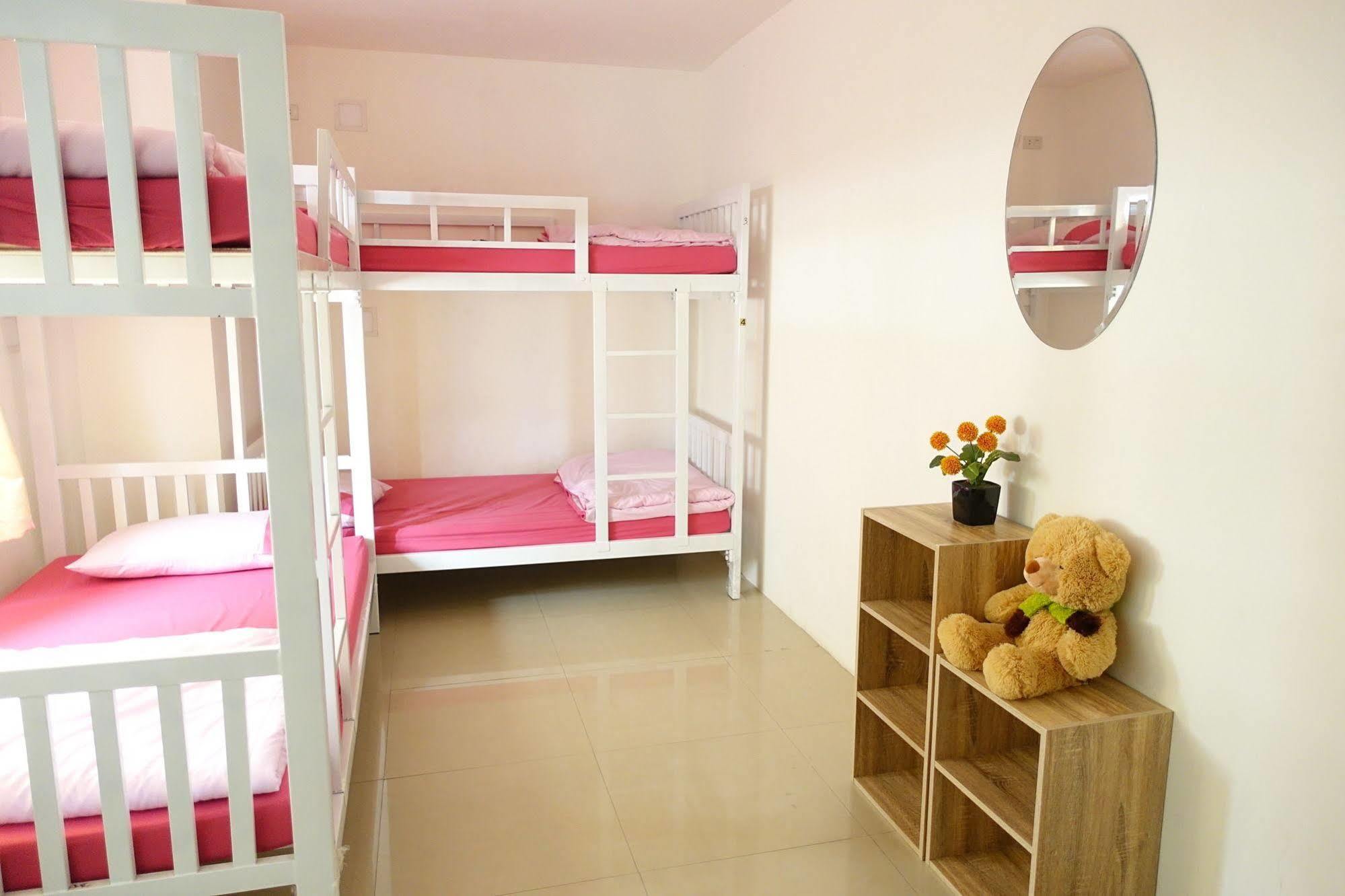 1Sabai Hostel Bangkok Buitenkant foto