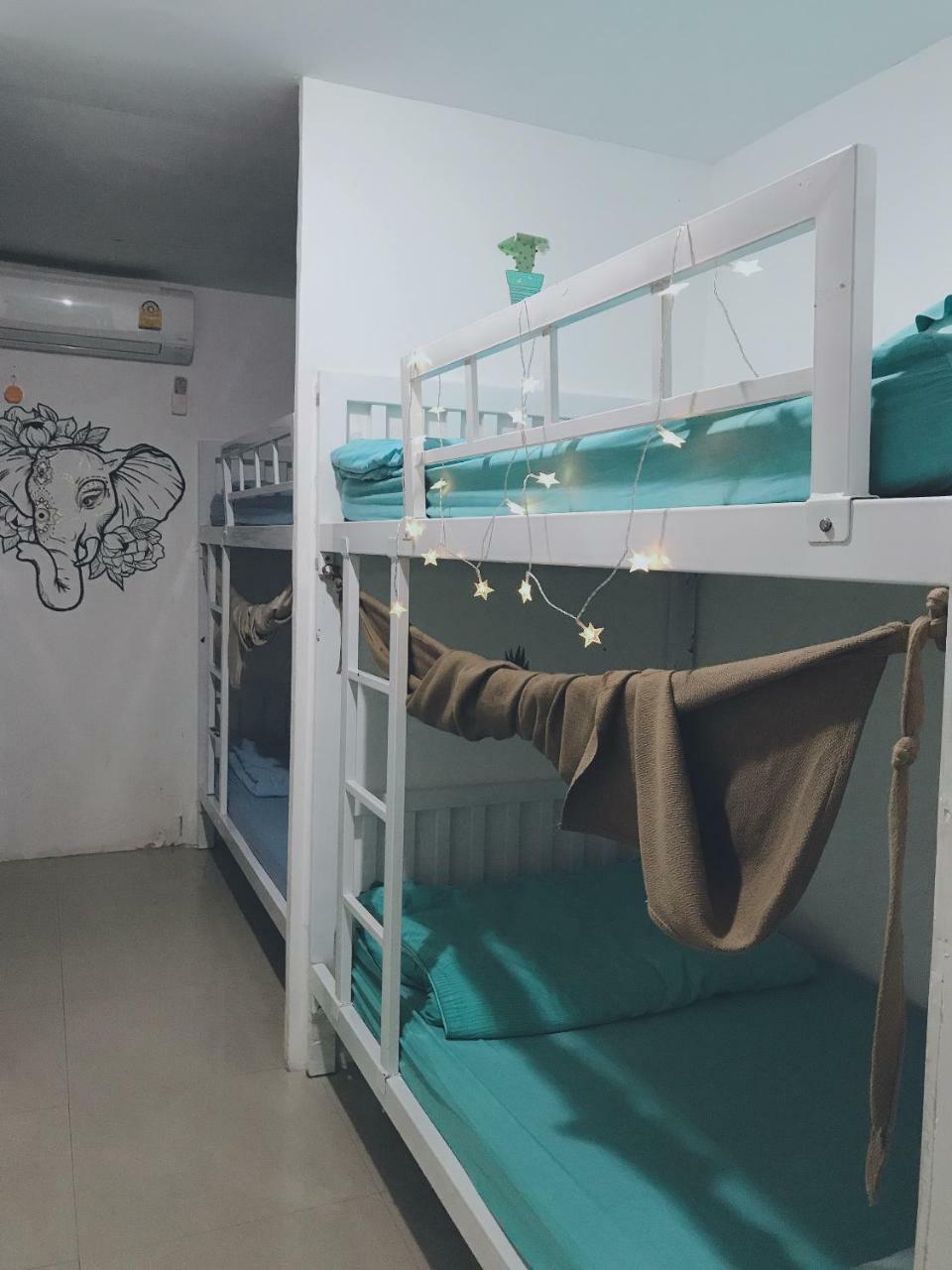 1Sabai Hostel Bangkok Buitenkant foto
